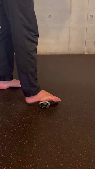 【外側列（第4・5中足骨）のリアクティベーション®】小趾の寝指は生まれつきでも当たり前でもありません。寝指であることはただ使えていないことではない。構造的な連鎖反応で體全体の歪みを引き起こす。