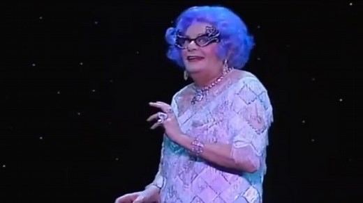 Dame Edna ruthlessly heckles an audience in Melbourne 😂😂😂😂 #dameedna #dameednaeverage #dameednaexperience #barryhumphries #camp #campy #dragqueen #comedy #standup #standupcomedy #kitsch #kitschy