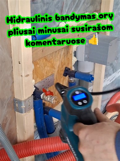 Hidraulinis bandymas oru: kodėl tai būtina prieš uždengiant grindis? Pliusai, minusai ir dažniausios klaidos. 🛠️ Ar jau pasitikrinai savo sistemą? Susirašom komentaruose! #jgsantechnika #santechnika #statybos #patarimai #hidraulinisbandymas