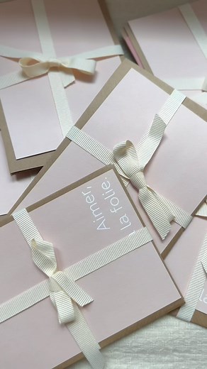Mood of the day! Offrez nos cartes cadeaux et faites découvrir la nouvelle collection à vos proches 🔥 | Maison Guillemette
