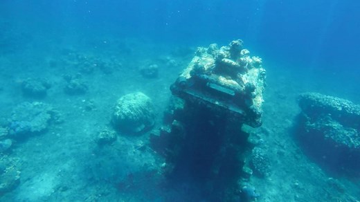 Archaeologist says Atlantis ruins found near Cadiz; giant tsunami likely caused its destruction