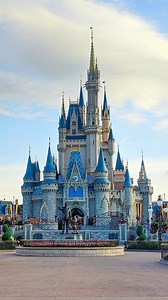 Have you been to Typhoon Lagoon? Typhoon Lagoon reopens March 17th! . [AD] If you’re planning a trip, be sure to check out our friends over at Undercover Tourist aka @themeparkfrog ! They have a ton of helpful blogs including “The Frog Family’s Splashin’ Guide to Disney’s Typhoon Lagoon Water Park” You can also save money when you book your Disney hotel, theme park tickets, or water park tickets through Undercover Tourist at www.undercovertourist.com . . Some more information about the cabanas: 