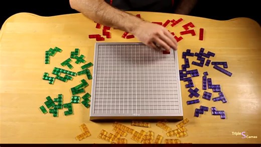 How to play Blokus