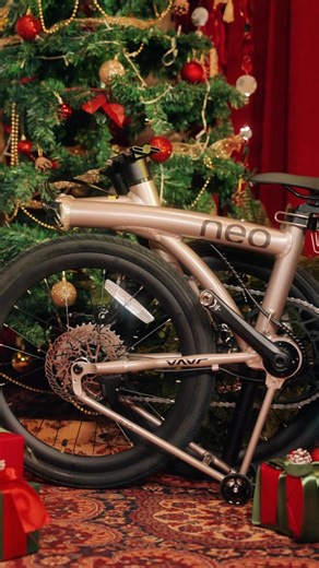 All I want for Christmas is you ~ 🎷🎺🎸 Featuring the all new 20" Java Neo! Stay tuned! #java #neo #trifold #javaneo #kaicycle | KaiCycle