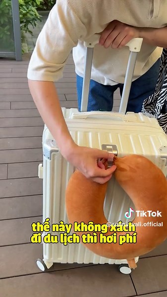 Vali Du Lịch Hè 2024: Chất Liệu Nhựa ABS, Size 28 Kích Thước Bao Nhiêu?