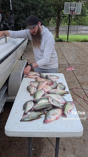 Crappie Fishing Tips with Custom Jigs and Rods