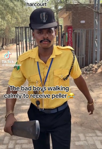 Port Harcourt people never disappoints 😂 #pellerinportharcourt #livestream #trend #dezny #deznywalkchallenge