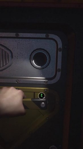 freaky deaky ahh alien #alien #alienisolation #freakacivity #freak #scary #babycomeback #incyn