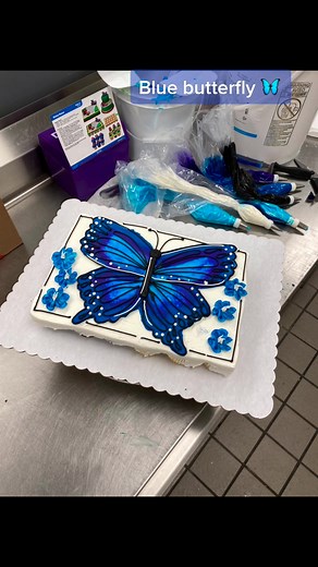 Butterfly Cupcake Cake Inspiration from @scottscakelove