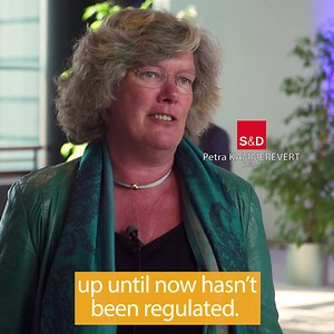 New rules to fit the digital age: the proposed update of EU audiovisual media rules will: ✅ better protect minors from harmful content 👧👦 ✅ encourage the promotion of European content. 🇪🇺🎥 | European Parliament