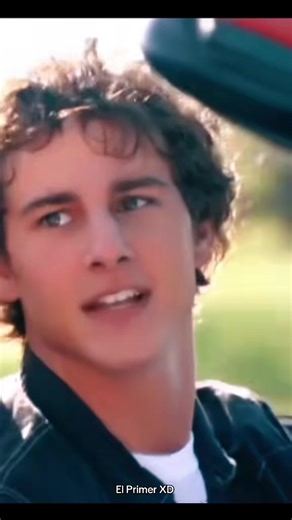 AARON STONE | Disney XD | #AaronStone #DisneyXD #Series #tv #ElPrimerXD #pelicula #infancia #infancia #nostalgia #kellyblatz