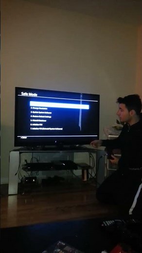 Playstation 4 - Blue Light ( 3 Steps To Fix )