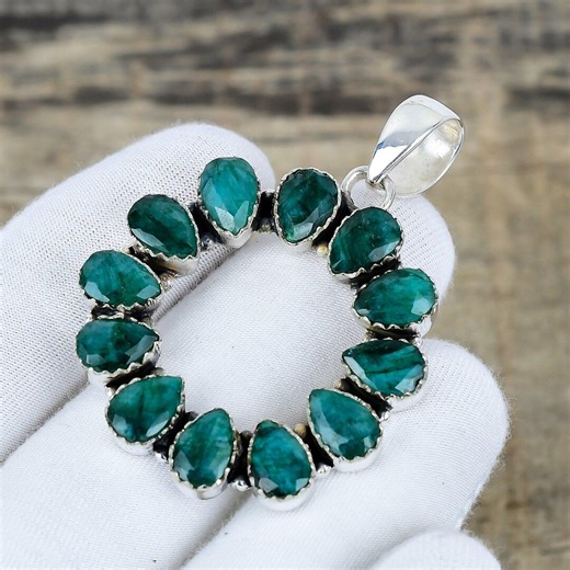 Beautiful Emerald Gemstone Pendant-925 Sterling Silver Pendant-handmade Jewelry- Emerald Designer Pendant-flower Shape Pendant Wadding Gift - Etsy