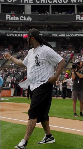 It’s A Party, It’s A Party with Waka Flocka #firstpitch #MLB #music