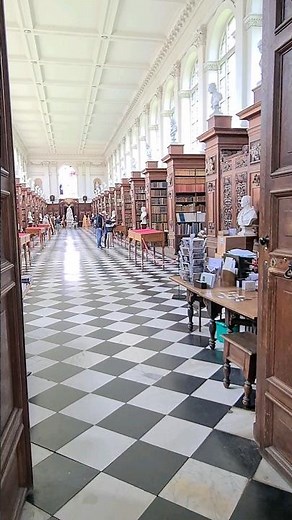 Inside Wren Library Cambridge 📚📖 #trinitycollege #library #university #study