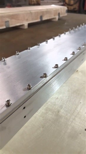 Hongfeng VAC Magnetron Sputtering Cathode Planar Coating Source Vacuum PVD Coating Machine