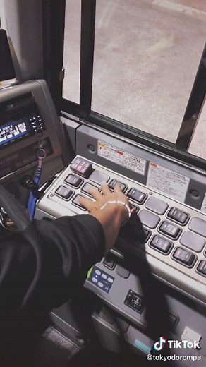 FC東京のバモバス内部訪問