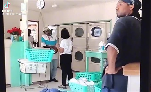 #lisalefteyelopes #lastdaysoflefteye #lefteye #tiktokviralvideo #tlc Lisa and her brother Ronald lopes in Honduras last days of lefteye