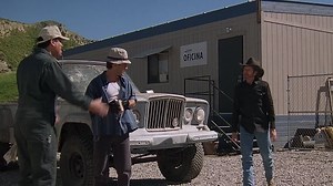 Tremors.2.Aftershocks.1996.1080p.BluRay.H264.AACRARBG.mp4