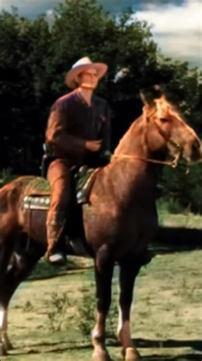 🐴 Attaboy! 🎬 Fast on the Draw (1950) #westernclassical #western #vaqueros #oeste #faroeste #horse