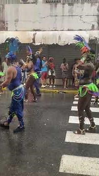 Un défilé incroyable au Carnaval de Cayenne !Revivez les plus beaux moments du Carnaval de Cayenne