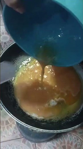 Cooking Thai Food: Thai Omelette 🍳🇹🇭 | Crispy & Fluffy. #shorts #pattaya #pattayathailand