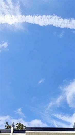 ‼️ House and Lot for Sale in San Pablo‼️ 📣 2026 Turn Over 📣 Savana South where comfort meets a peaceful community 🏡🌿 Modern townhouse living, complete finished upon turnover, perfect for families and first-time homeowners. 📍 Prime location 💰 Affordable & financing ready 🌳 Safe, calm, and relaxing environment 📩 For inquiries & site viewing, message me now! Don’t miss this chance limited slots only! 🔑💫 Honeyglo Diangkinay Abril #HouseAndLotForSale #ovialand #SanPabloCityLaguna #HouseAndL