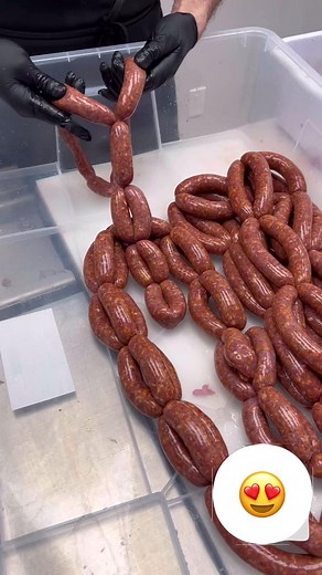 Delicious Halal Sausages: Fresh & Flavorful