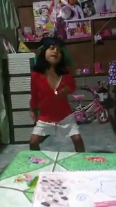 1.8K views · 22 reactions | #YNNAH Dance move Wiggle Wiggle | Zander Canaria Polsotin | Facebook