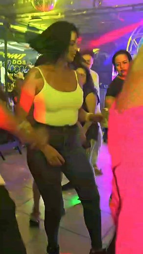 Techno Dance Music on Reels