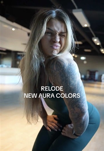 @RELODE. Släpper två nya färger i deras bästsäljande kollektion ”AURA” där min rabattkod EBBAB ger 20% rabatt på ert köp fram tills den 15/3. Jag ÄLSKAR den gröna färgen som heter Pine Green 🦎, men deras Dark Brown 🐻 är också otrolig! - - - (I betalt reklamsamarbete)