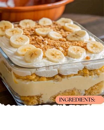 Banana Pudding Lush Creamy, cool, and stacked with bananas and vanilla wafers—this no-bake Southern classic disappears fast at every table. 📝 Ingredients 1 box vanilla instant pudding mix 2 cups cold milk 1 container whipped topping 1 box vanilla wafers 4 ripe bananas, sliced 1 tsp vanilla extract 🍽️ How to Make It Make the Pudding: In a mixing bowl, whisk pudding mix with cold milk for about 2 minutes until thick, smooth, and lump-free. Lighten It Up: Gently fold in the whipped topping and va