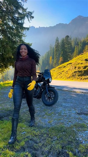 Lenila Cipriana on Instagram: "The sun, the road, and a wild heart. 😆🤘🏾 . . . . . . . . . . . . . . . . . . . #harleydavidson #motorcycle #custombike #custom #moto #bobber #harleygirl #bikerlife #freedom #swissalps #adrenaline#sustenpass #swissalps#sportster#suiça#leahter #photography#swissroads #mountainpass"