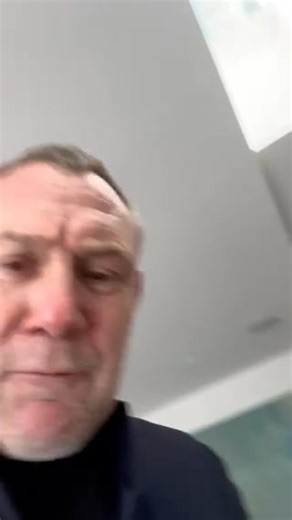 27K views · 623 reactions | It’s the vinyl countdown...Life In Slow Motion, available on vinyl for the first time, from 7 November. Pre-order as a standard or deluxe edition now at the link. Stream the previously unreleased demo version of The One I Love from the deluxe edition at the link. https://david-gray.lnk.to/LISM20 | David Gray | Facebook