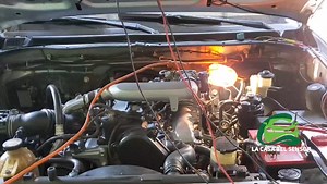 5.4K views · 175 reactions | Revisión del valor de intensidad de la corriente de una válvula SCV de un Toyota Hilux con motor 2KD!!!! Por aquí estamos revisando y viendo los valores con Osciloscopio y scanner!!!! Necesitas un Diagnóstico??? Llámanos al 505 22640179 o al 505 81064277 hoy mismo!!!! | Casa del Sensor Nicaragua | Facebook