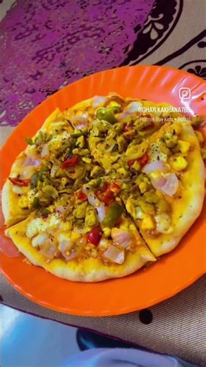 Cheesy🧀Chicken🐔Pizza🍕😋 #trendingshorts #viralshorts #homecookingshorts #gharkakhana #pizza