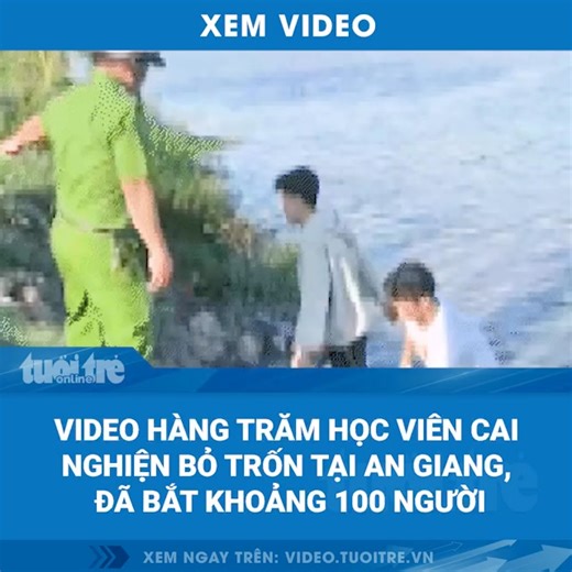 Video: https://tuoitre.vn/video/video-hang-tram-hoc-vien-cai-nghien-tron-trai-tai-an-giang-da-bat-lai-khoang-100-nguoi-188042.htm Sáng 6-10, ông Nguyễn Hải Dương - Trưởng phòng Tham mưu Công an tỉnh An Giang cho biết lực lượng chức năng đã bắt được ước khoảng 100 người trốn khỏi Trung tâm cai nghiện Kiên Hảo, nhưng con số cụ thể đang được các mũi truy bắt thống kê. | Truyền hình - Báo Tuổi Trẻ