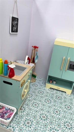 Spring Cleaning Day at Tiny Beans 🧼✨🌸 The Tiny Beans team rolled up our sleeves and gave the play floor a full spring refresh! Every toy came off the floor so we could hand clean them one by one, the mats got a deep scrub, tiles were replaced, wallpaper refreshed, and all of the playhouses got a little extra love. We also brought in some fun updates for the littles, including a brand new grocery store setup 🛒 and a dress-up area 👗✨ for even more imaginative play! Deep clean days are a lot of