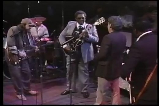 Albert King, SRV & Paul Butterfield "The Sky Is Crying" Live at the Ebony Showcase Theater in Los Angeles. 1987. (Paul Butterfield's last recorded performance) | Aardvark Blues FM
