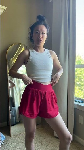 Women's Athletic Shorts Review: High Waisted & Pockets!