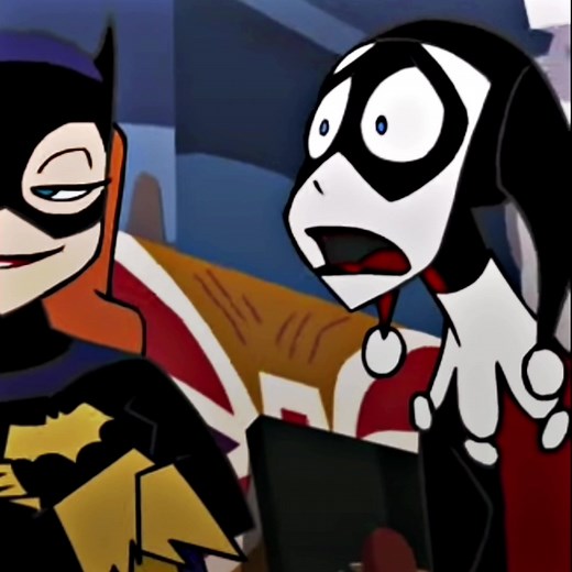 Harley Quinn vs. Poison Ivy: A Criminal Showdown