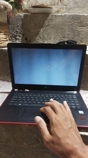 Ciri-ciri Laptop harus di install ulang Windows 10