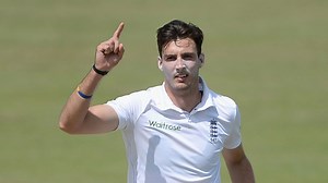 Steve Finn out of England's first Test against Pakistan