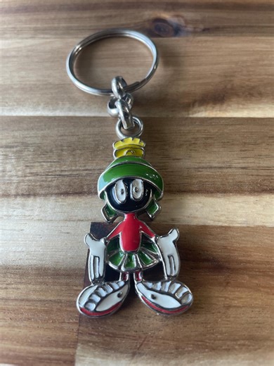 Vintage Marvin the Martian Keychain Warner Bros Looney Tunes Enamel Keychain 1990s Cartoon Character Key Ring