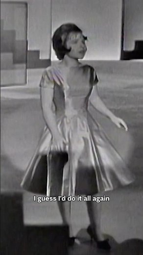 Brenda brings the spotlight to 'Fool #1' on @T‪@TheEdSullivanShow‬ November 12, 1961.