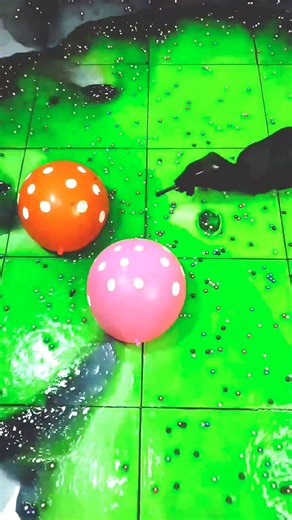 Popping four colorful balloons is very funny and satisfying (33) #asmrsounds #funny #poppingballoon | Kitty Ballon