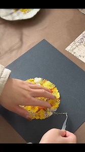 1.7M views · 40K reactions |  Flower Pressing: A Blossoming Collage️ Discover the enchanting art of flower pressing with the blogger, resulting in a beautiful, delicate collage that captures nature's essence.  : xiaohongshu-自然里. #FlowerPressing #Art #Collage #NatureCollage #DIYCraft #FloralBeauty #DIY #Handmade #Creative #Handicrafts #UniqueCrafts #ArtisanCrafts #CraftyIdeas | Fantastic China | Facebook