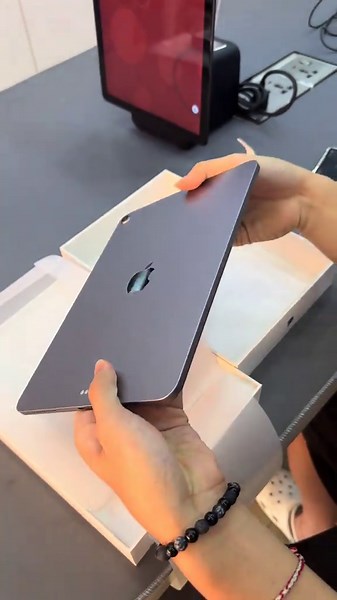 Unboxing iPad Air 8 M4 256GB WiFi only Gray 🥳🩶 #apple #ipadair #m4 #beckie