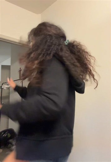 Mini dance break from baking bread | on dance break