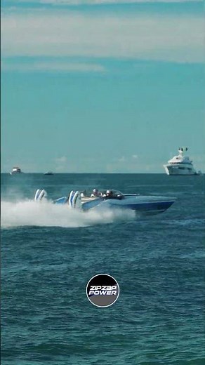 ‪@Howe2Live‬ Key West flyby at Mile 0 plus some